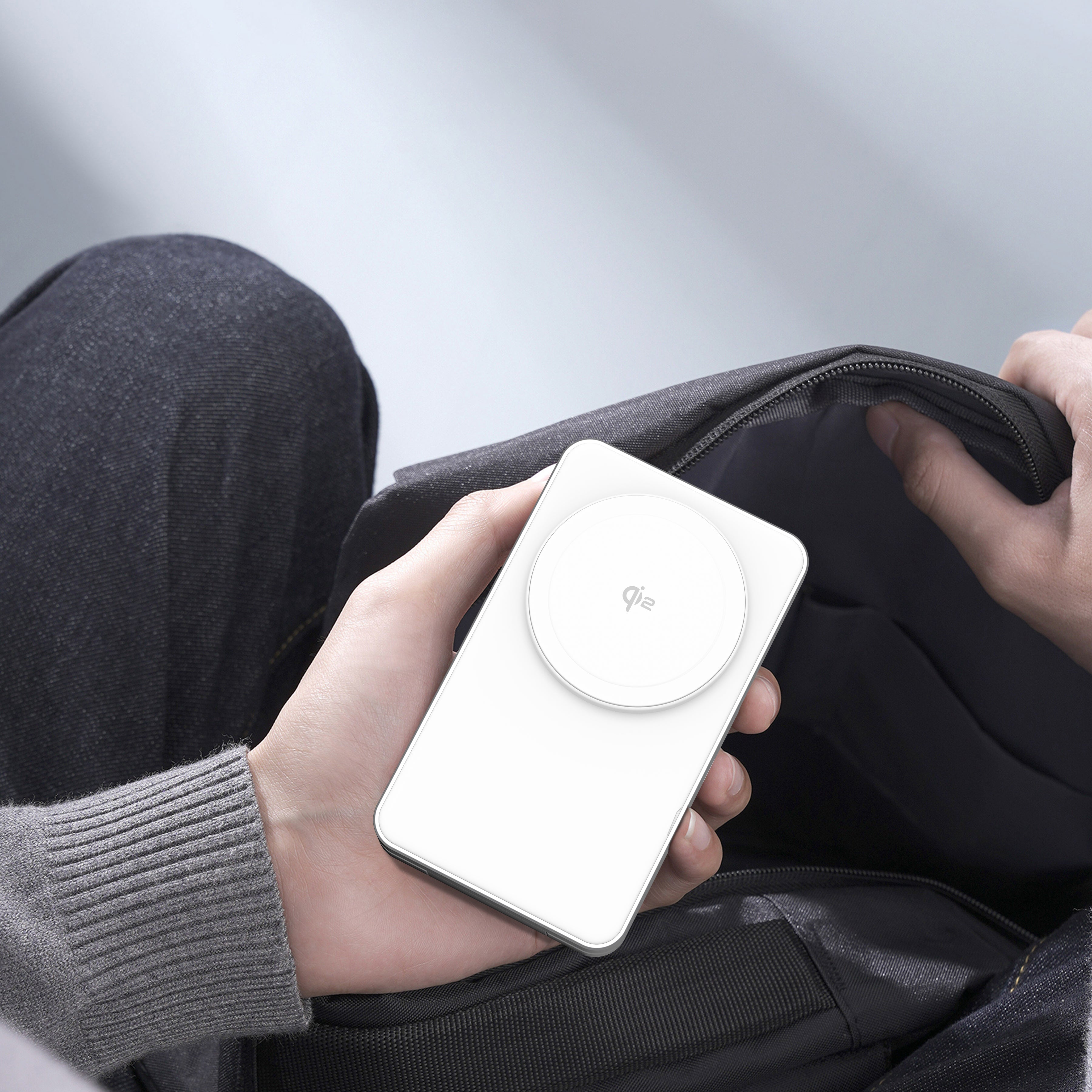 Foldi | 3-in-1 Aluminum Magnetic Wireless Charger (Qi2 Certified)